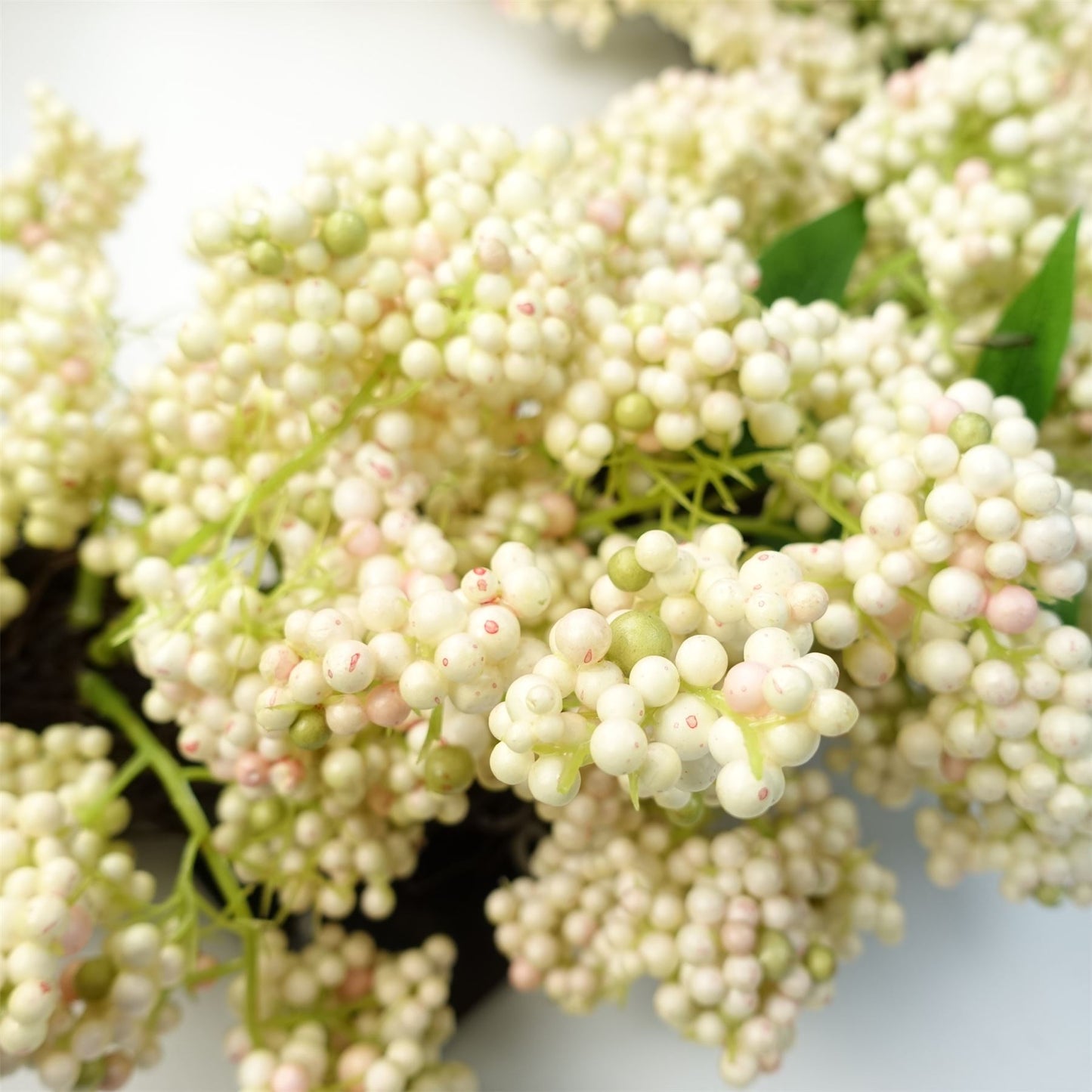 55cm Artificial Hanging White Berry Wreath – image 2