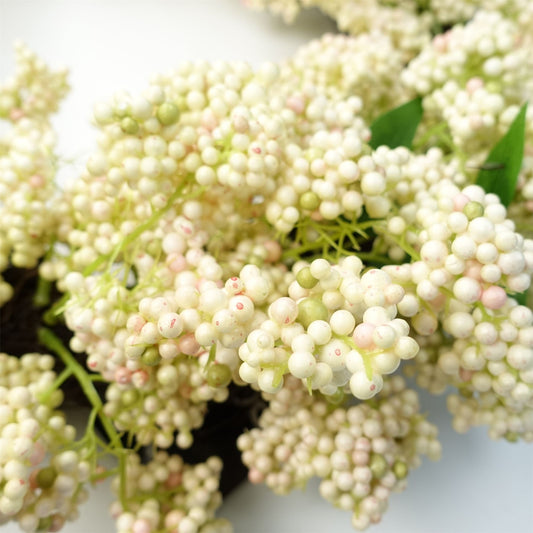 55cm Artificial Hanging White Berry Wreath – image 2
