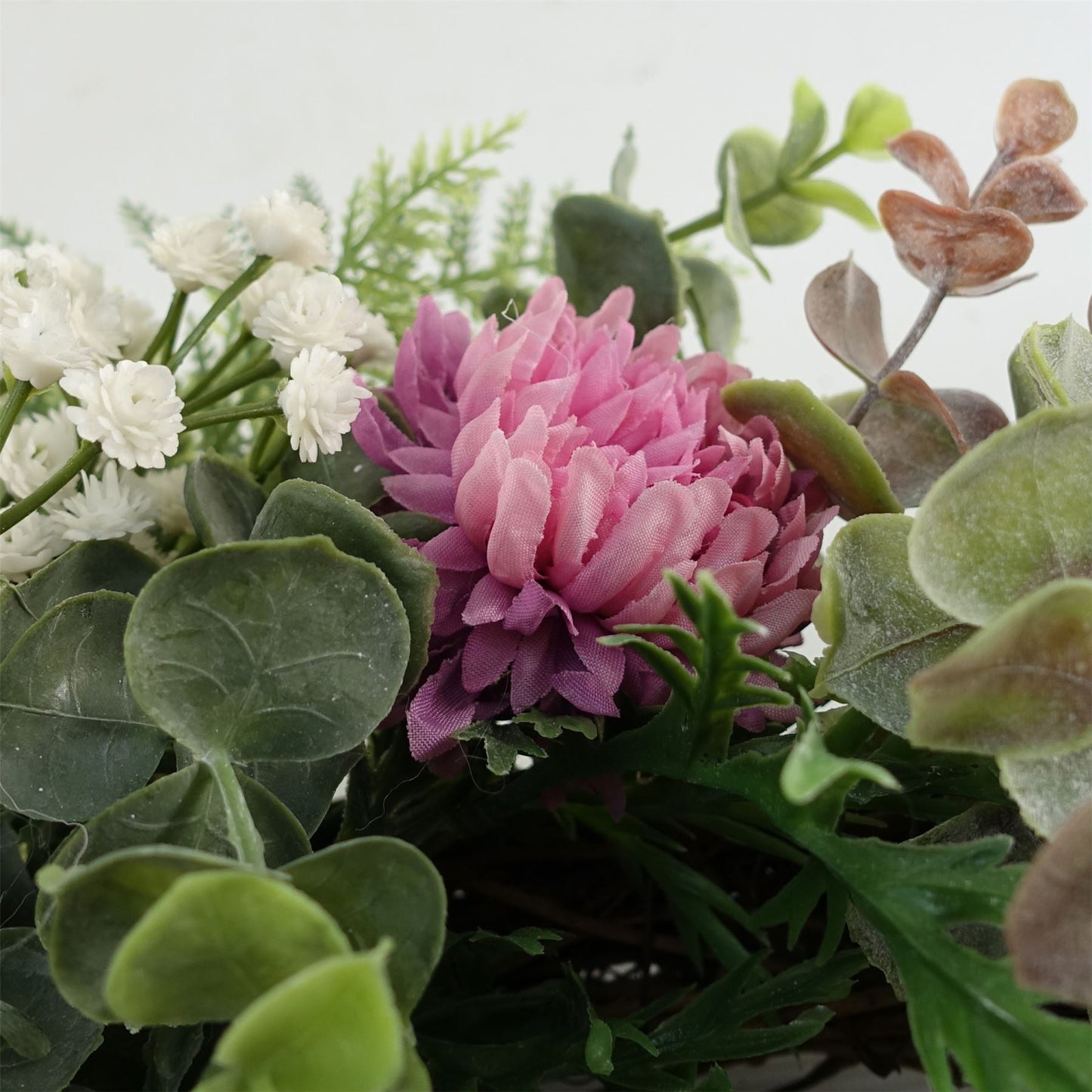 45cm Artificial Pink Floral Wreath – image 6
