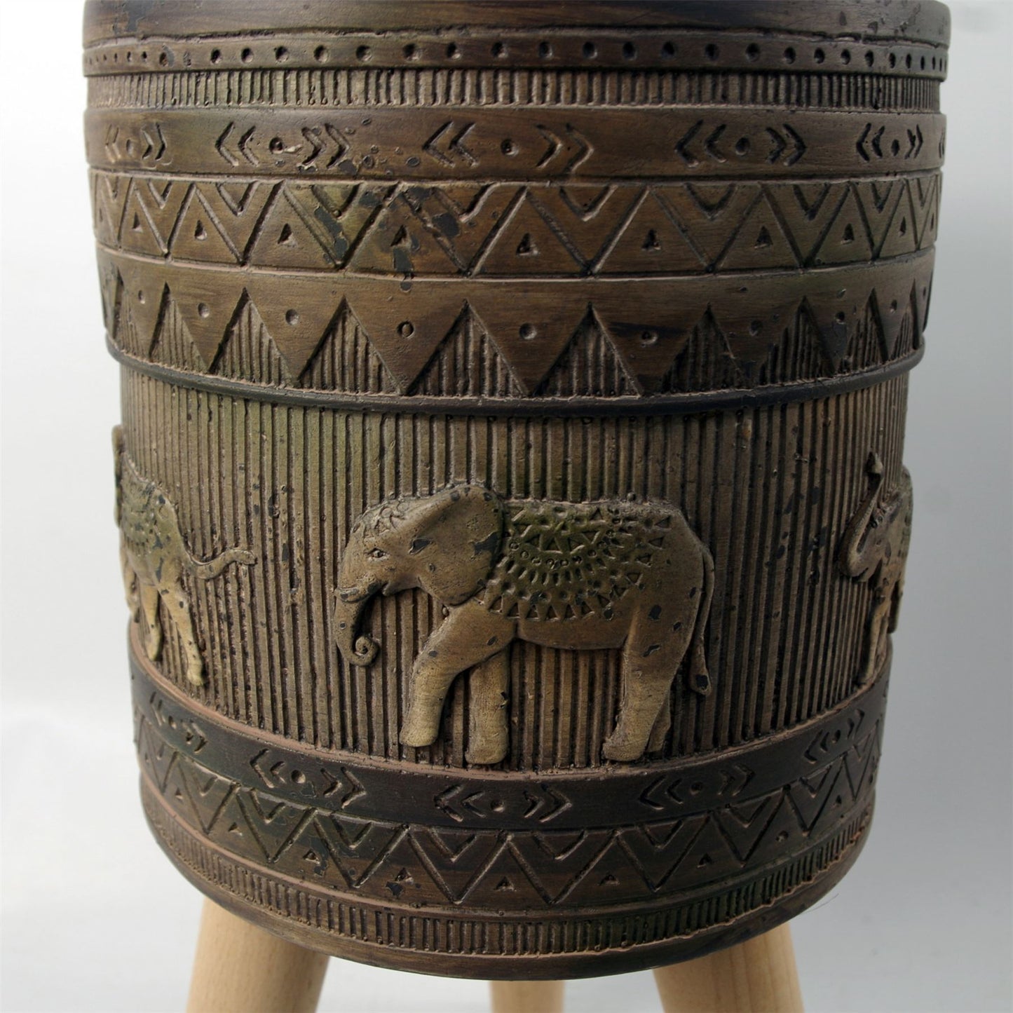 40cm x 21.5cm Zandi Elephant Composite Large Planter – image 4