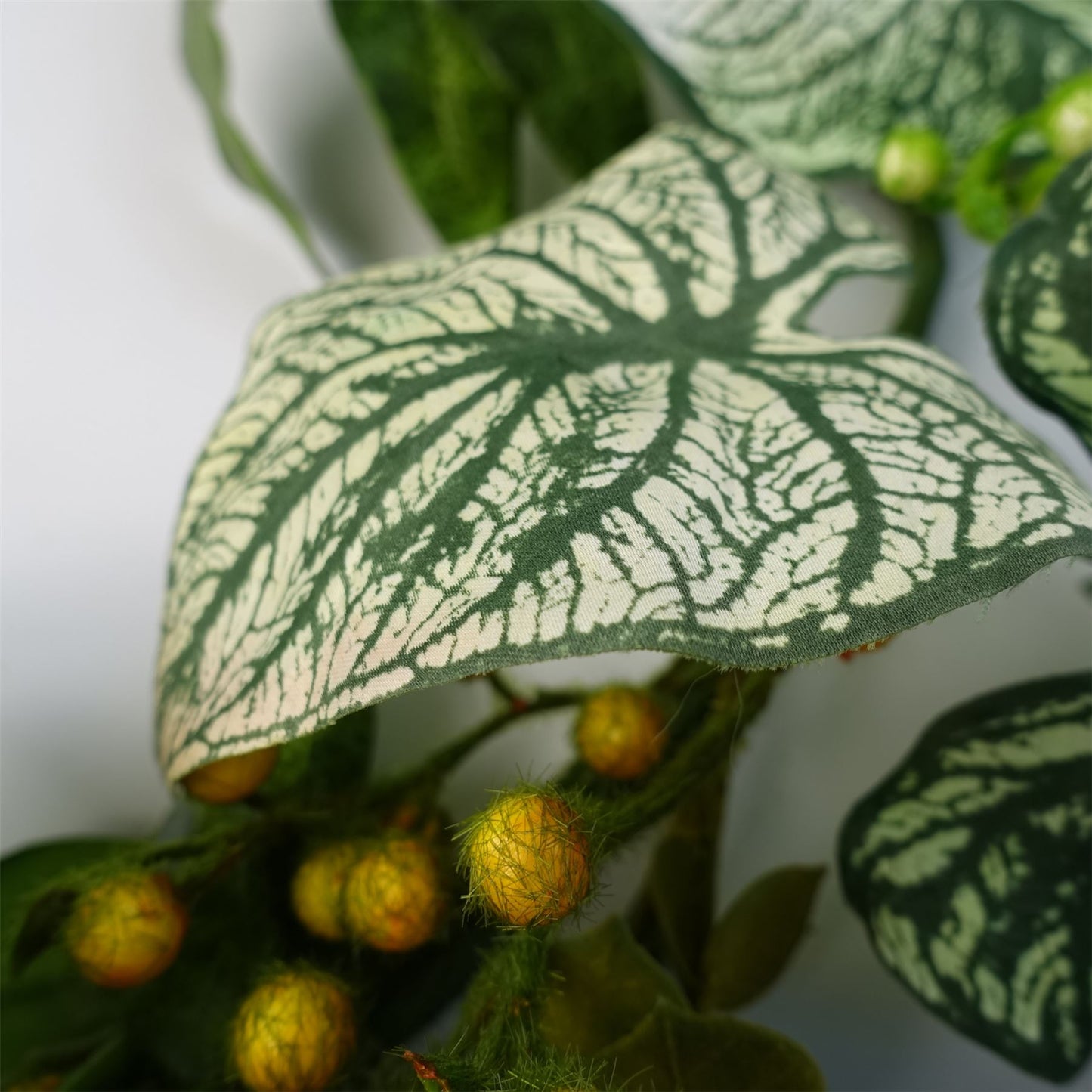 150cm Artificial Hanging Trailing Plant Alocasia Sinuata – image 4