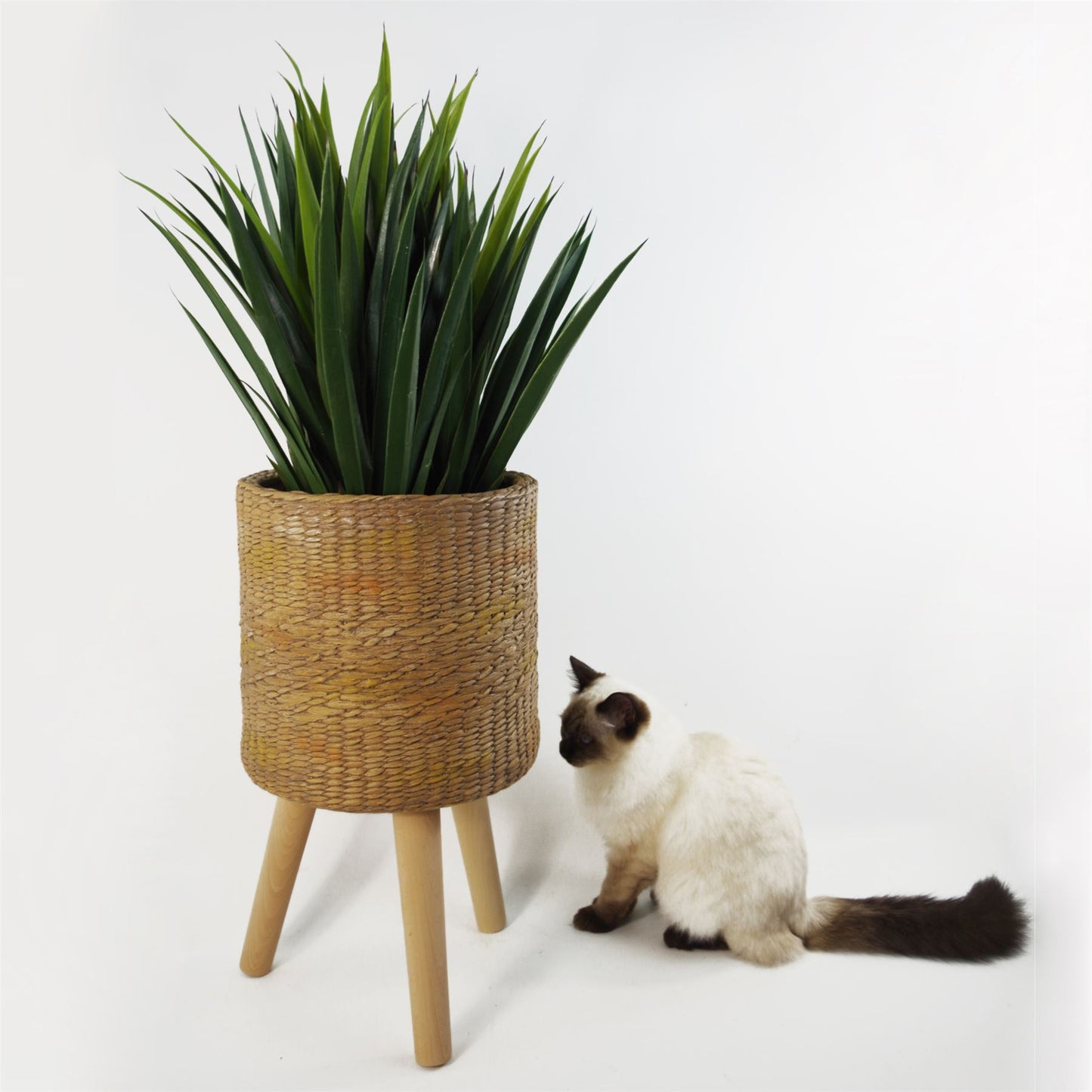 54cm x 30cm Rattan Effect Composite Large Planter – image 3