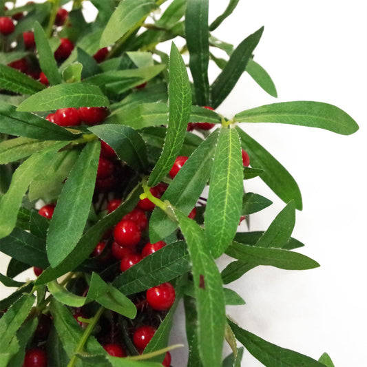 Artificial 60cm Christmas Mistletoe Leaf Red Berry Floristry Wreath – image 2