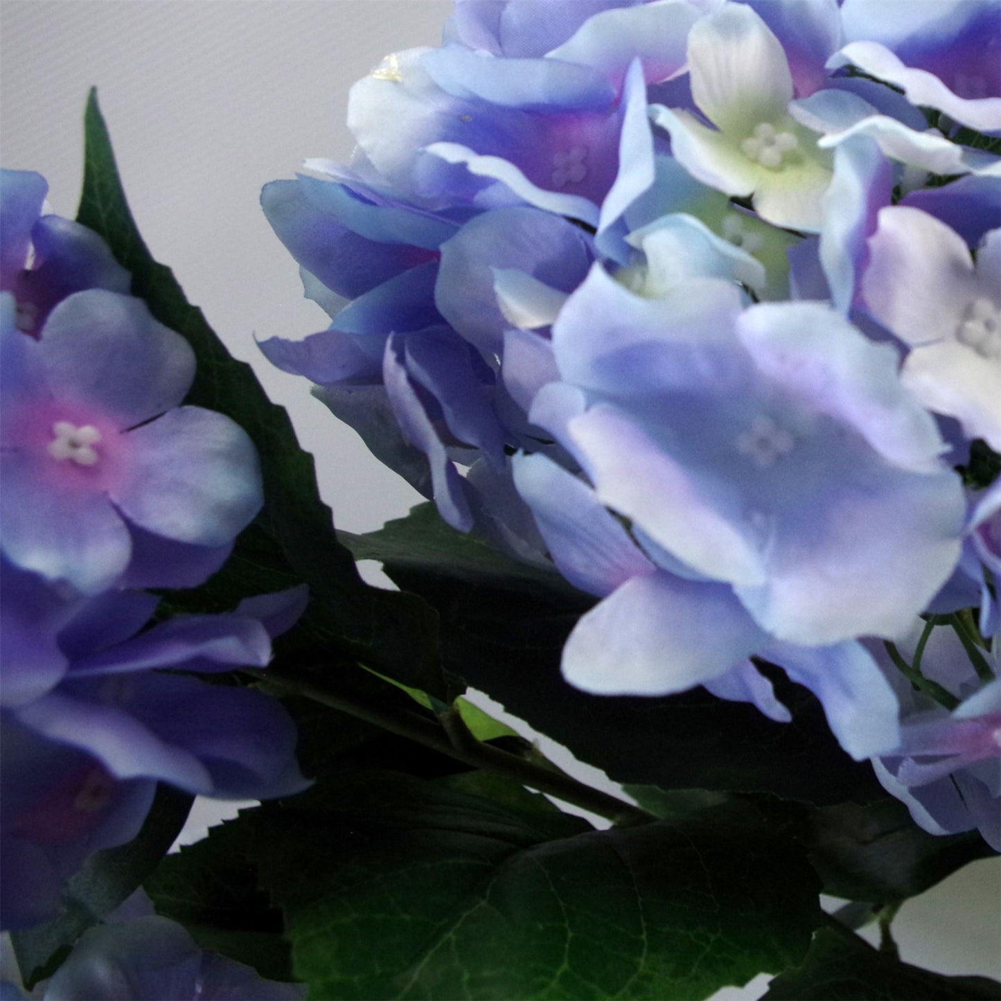 90cm Artificial Hydrangea Plant Blue with 200 Flowers – image 3