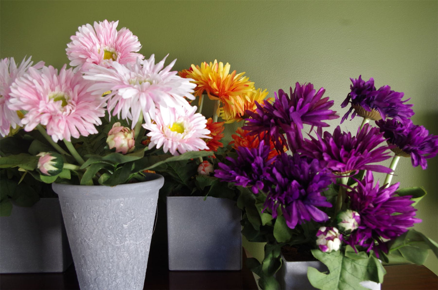 33cm Artificial Potted Daisy Pink – image 5